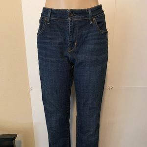 Levi Dark Blue Jeans